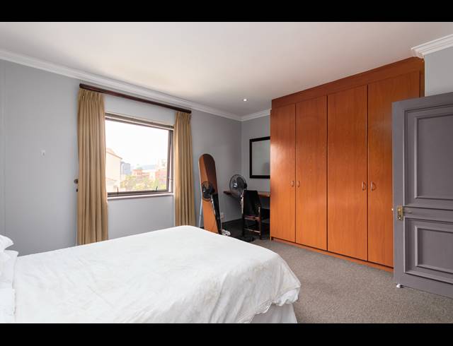 2 BEDROOM APARTMENT TO LET IN CENTURY CITY